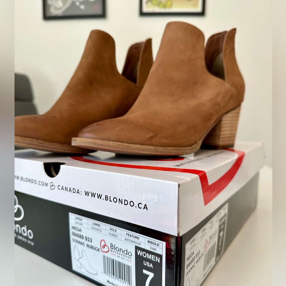 Blondo Women's NEDA cognac brown Nubuck boots NWOT excellent condition!